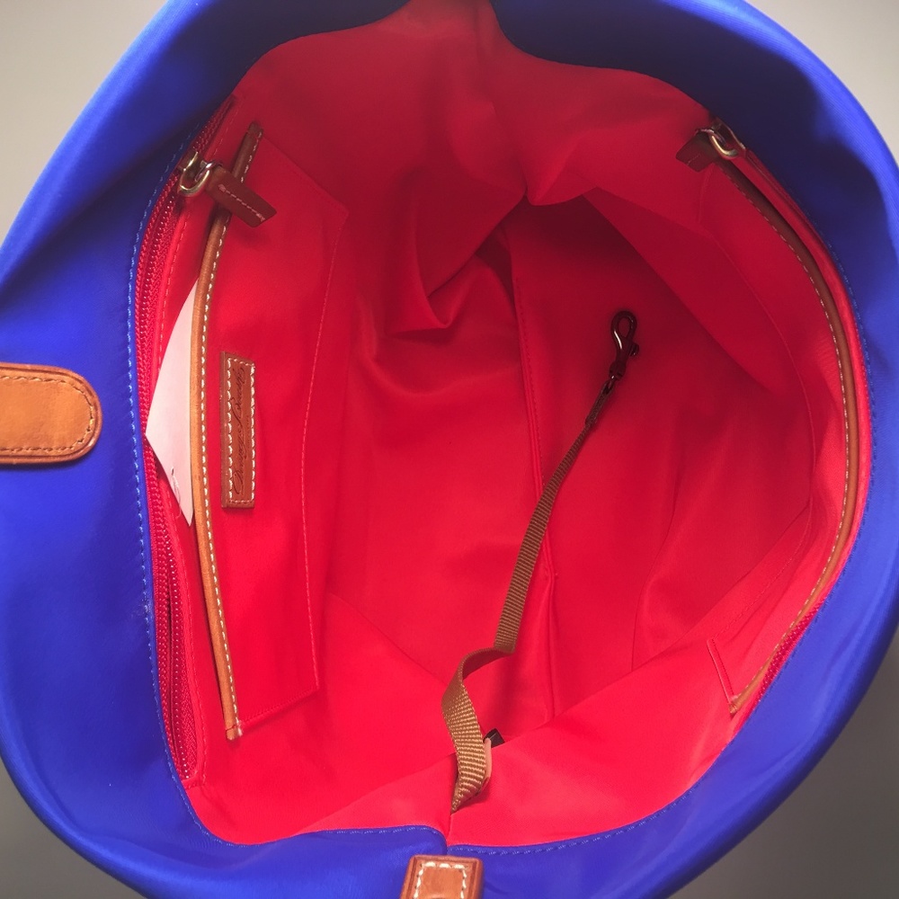 DOONEY & BOURKE Annie - Windham' Nylon Hobo Bag - Picture 6 of 8